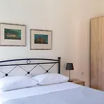 Apartment Milu Maisonette Nea Moudania