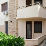 Milu Maisonette *