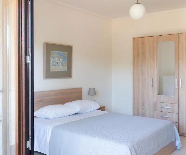 Milu Maisonette Nea Moudania