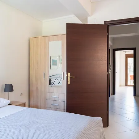 Milu Maisonette Nea Moudania