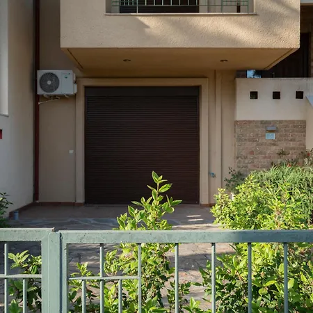Milu Maisonette Nea Moudania